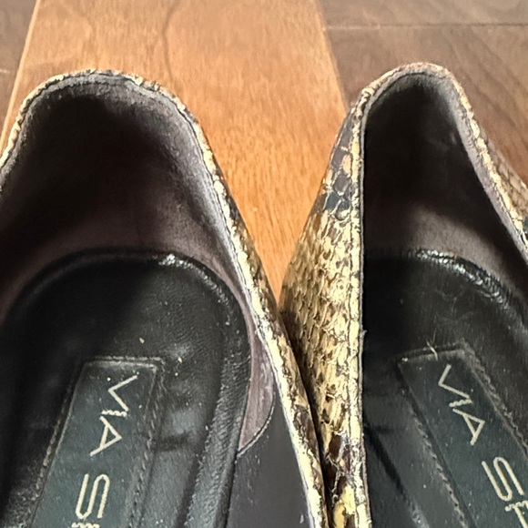 Via Spiga Tan and Brown Snake Print Loafers - Picture 6 of 12